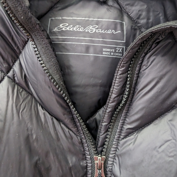 Eddie Bauer Hooded Down Puffer Jacket - Picture 2 of 3